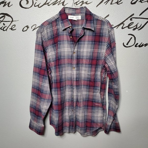 Old Navy Men's Long Sleeve Plaid Everyday Shirt Regular Fit Built In Flex - Picture 1 of 4